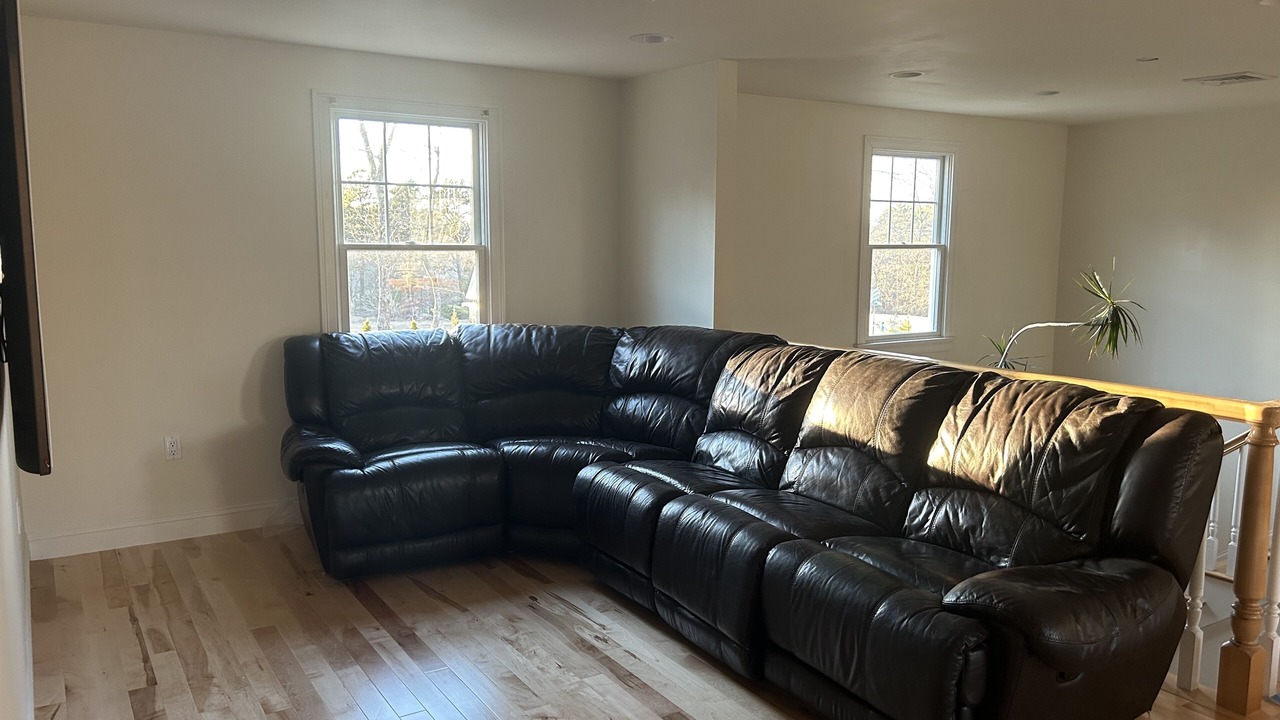Photo of Livingroom in East Falmouth