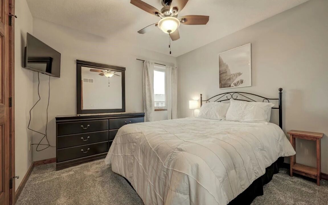 Photo of Bedroom in Spirit Lake