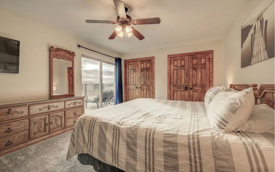 Photo of Bedroom in Spirit Lake