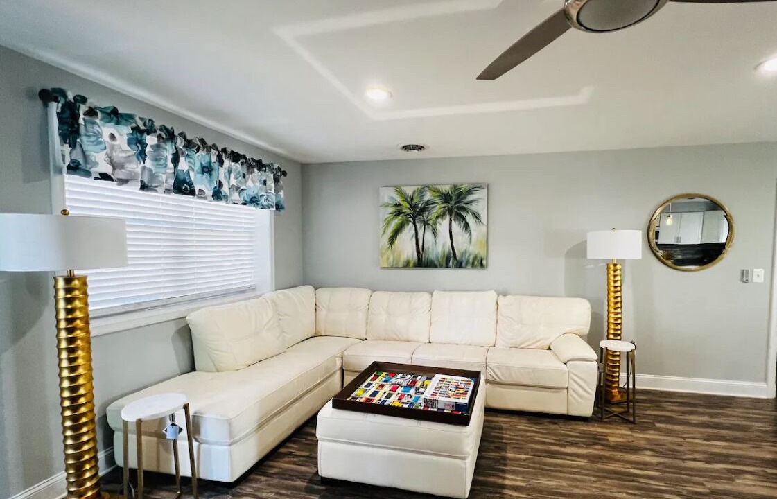 Photo of Livingroom in Chesapeake Ranch Estates-Drum Point