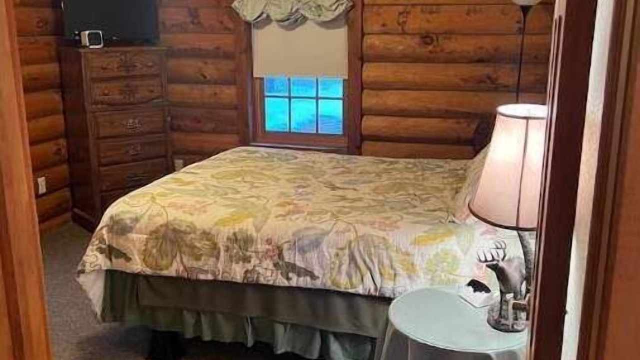Photo of Bedroom in Hatfield