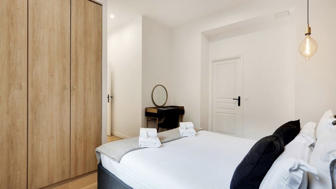 Photo of Bedroom in Pigalle