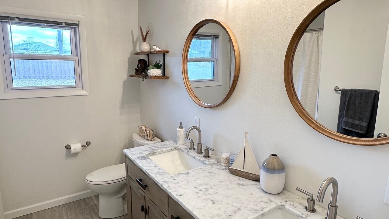 Photo of Bathroom in Detroit Lakes