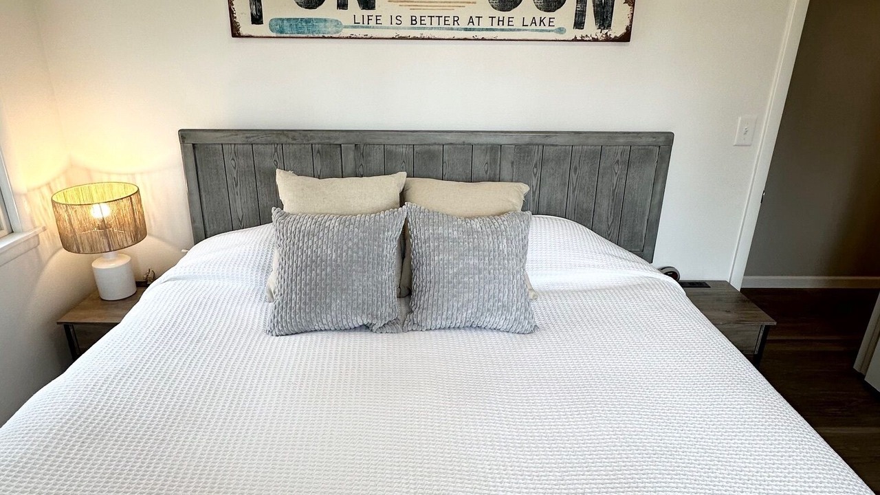 Photo of Bedroom in Detroit Lakes