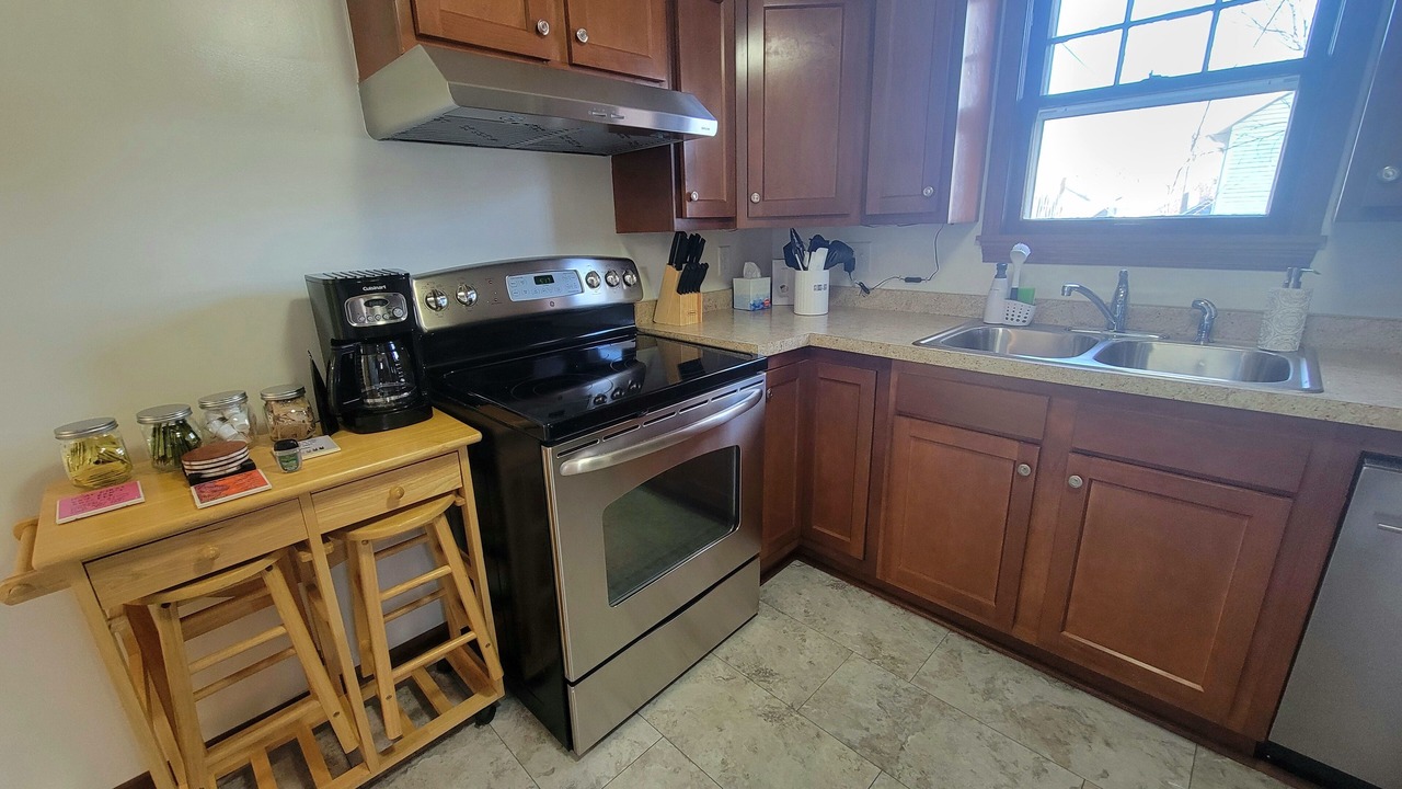 Photo of Kitchen in East Side Pioneers