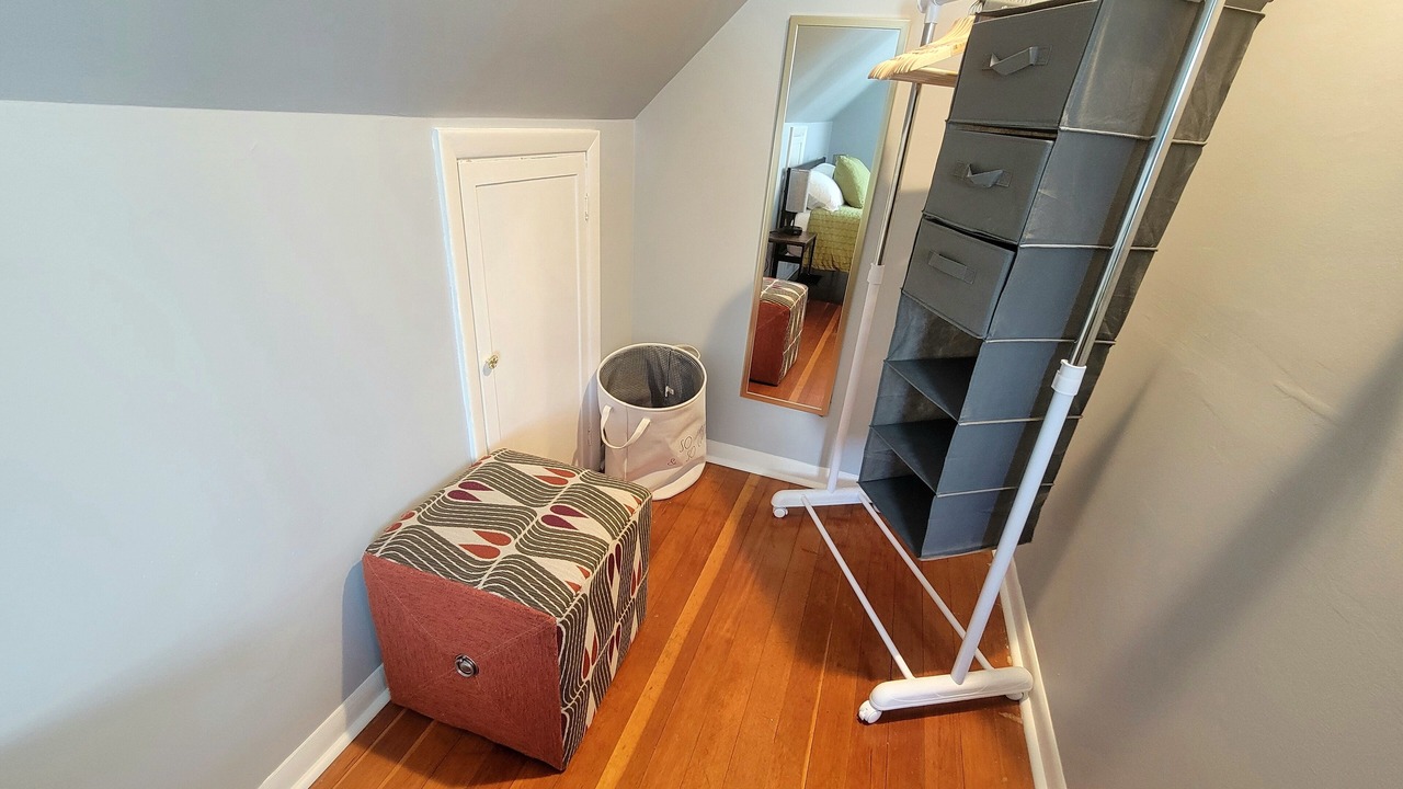 Photo of Bedroom in East Side Pioneers