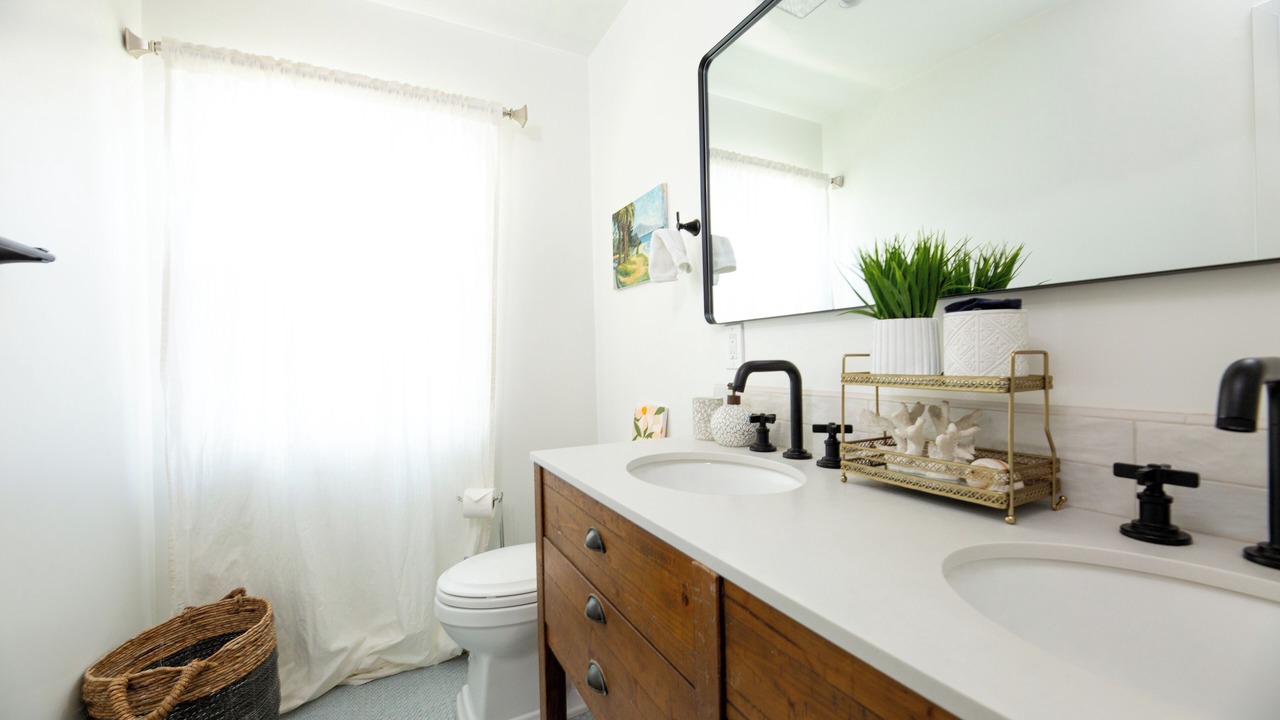 Photo of Bathroom in East Mesa