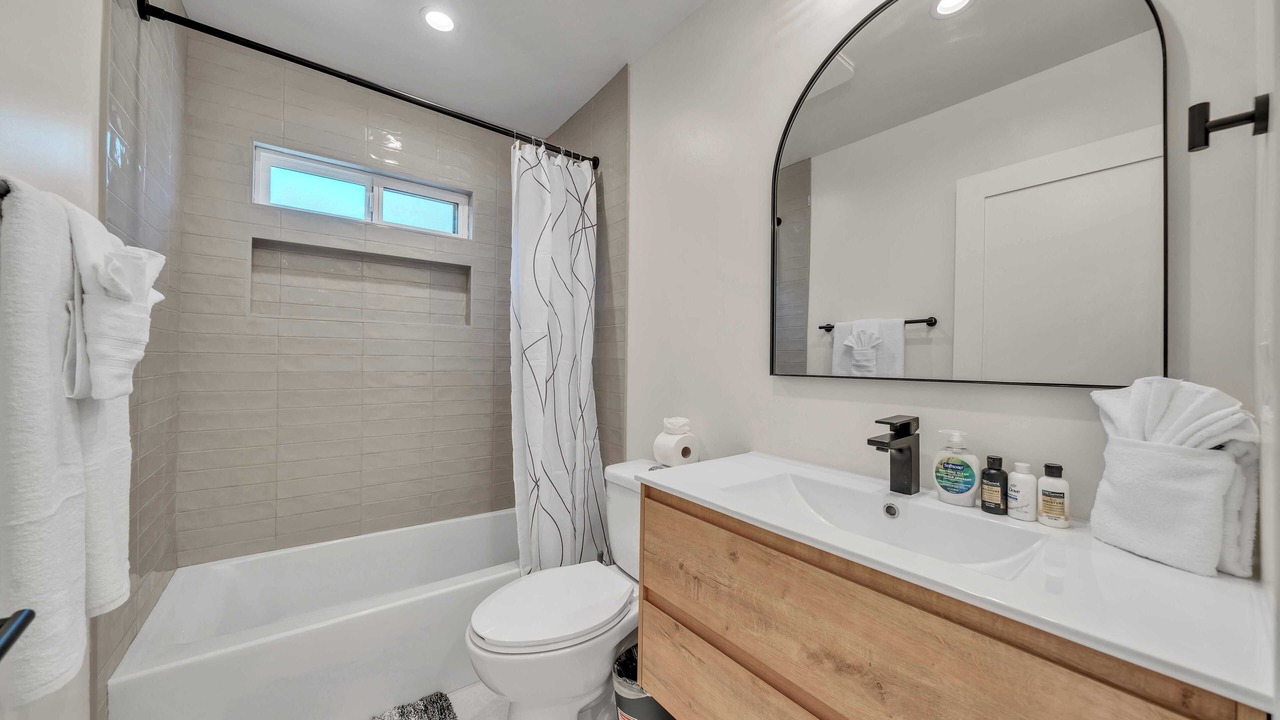 Photo of Bathroom in Van Nuys