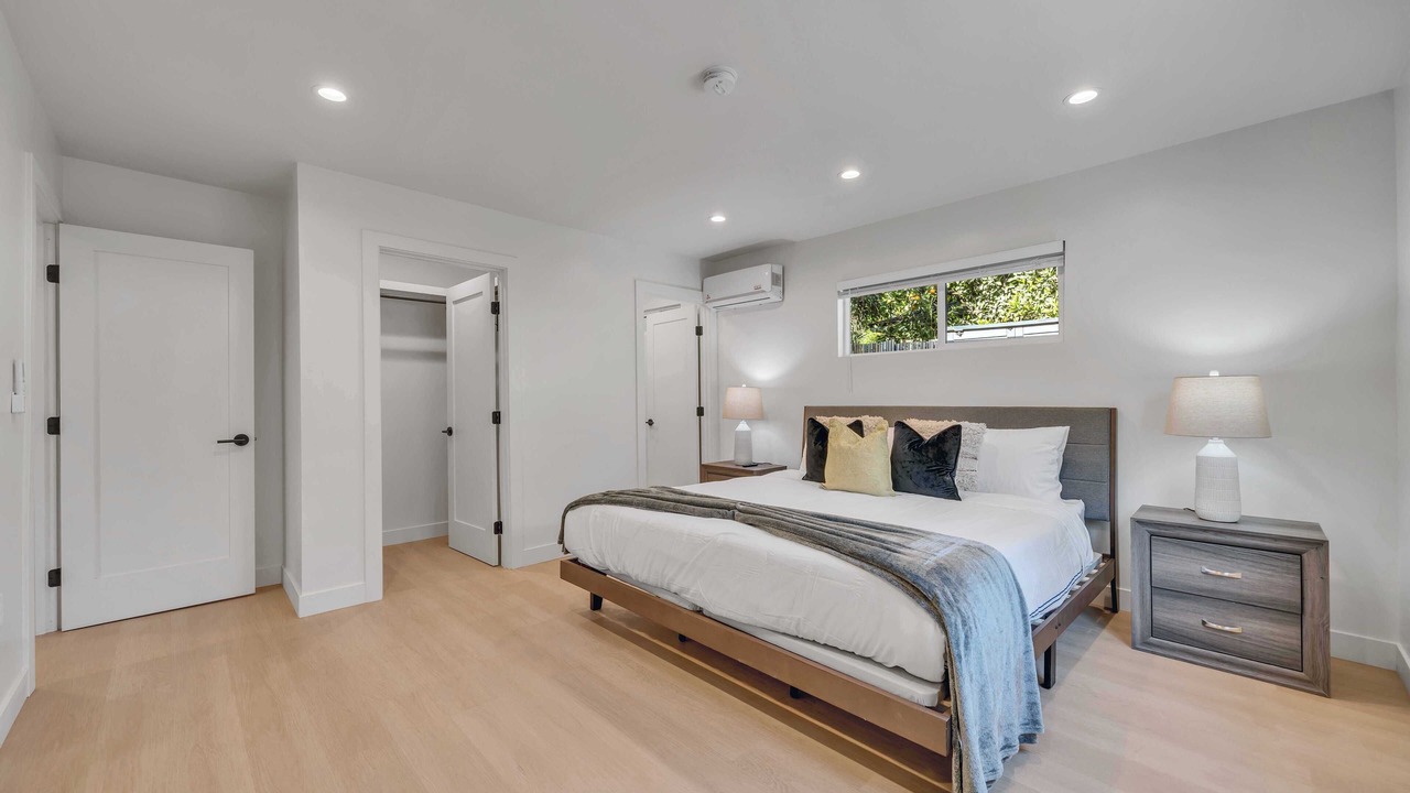Photo of Bedroom in Van Nuys