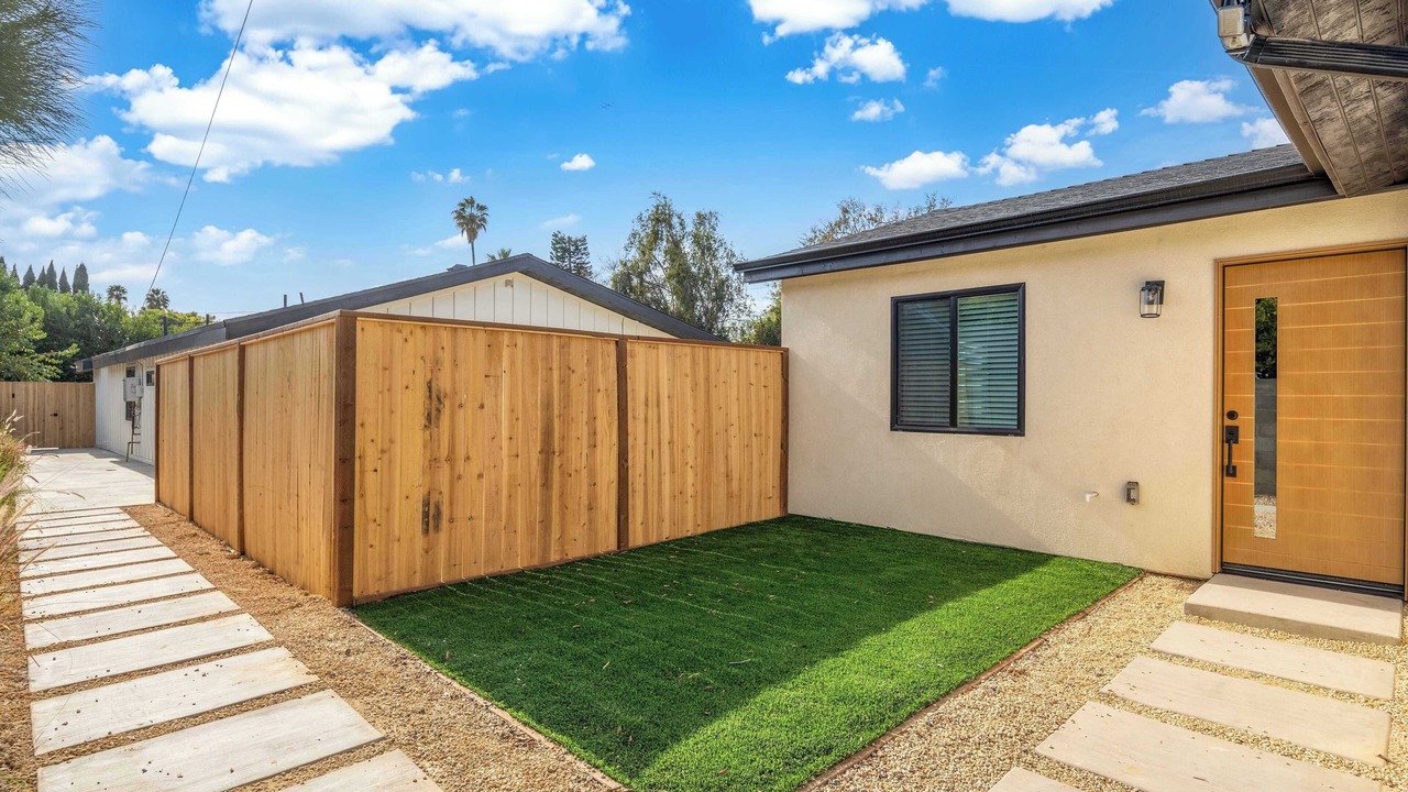 Photo of Outdoor in Van Nuys