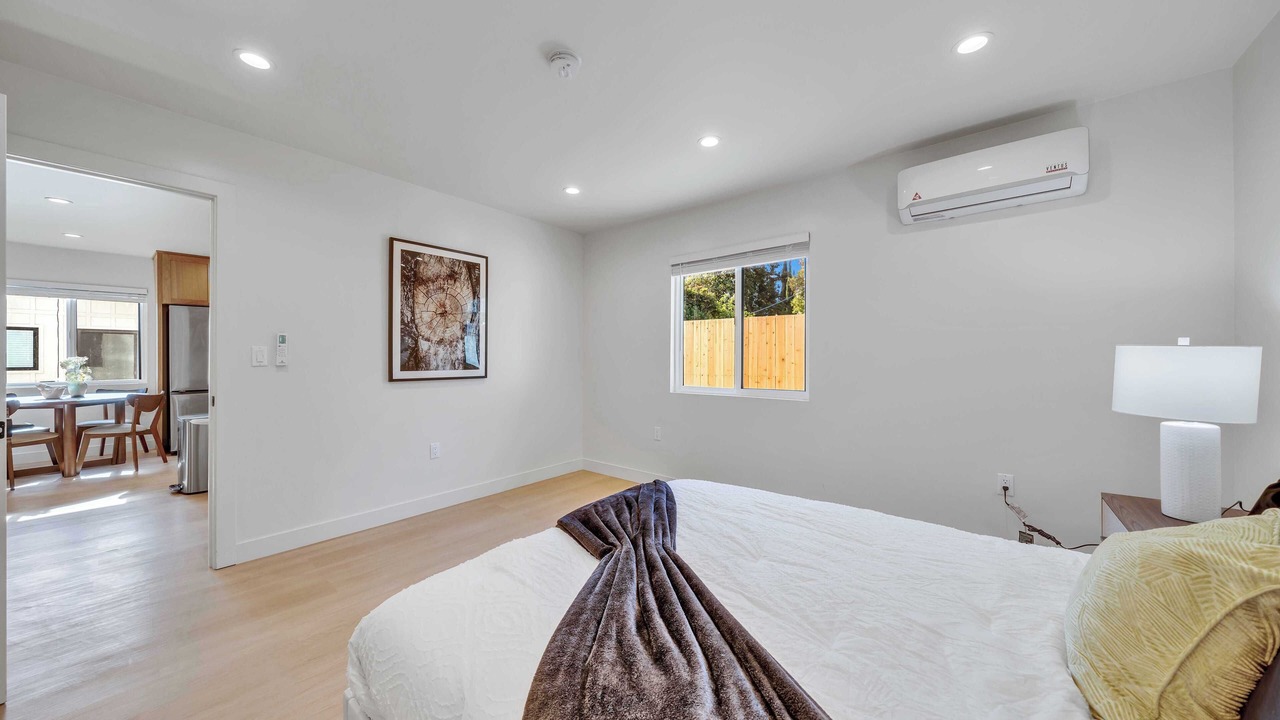 Photo of Bedroom in Van Nuys