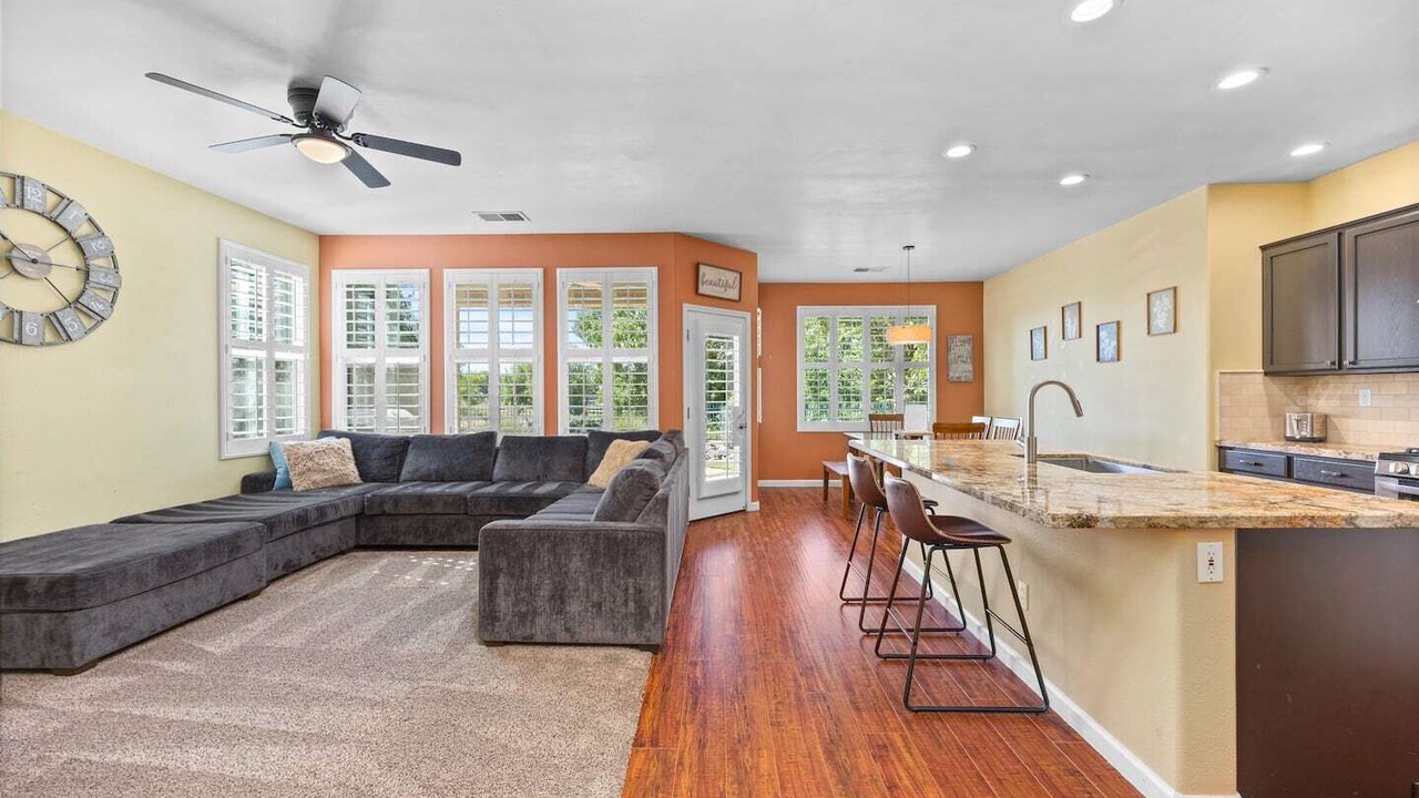 Photo of Livingroom in Eagle Ranch