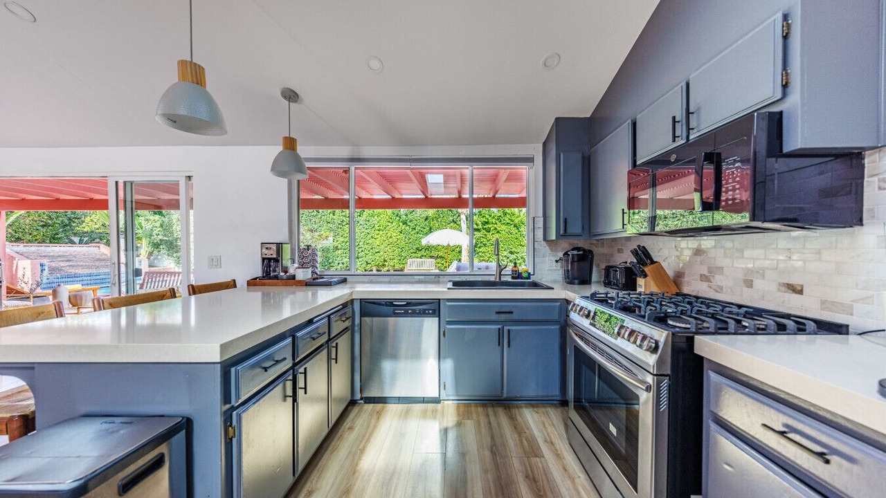 Photo of Kitchen in Racquet Club West