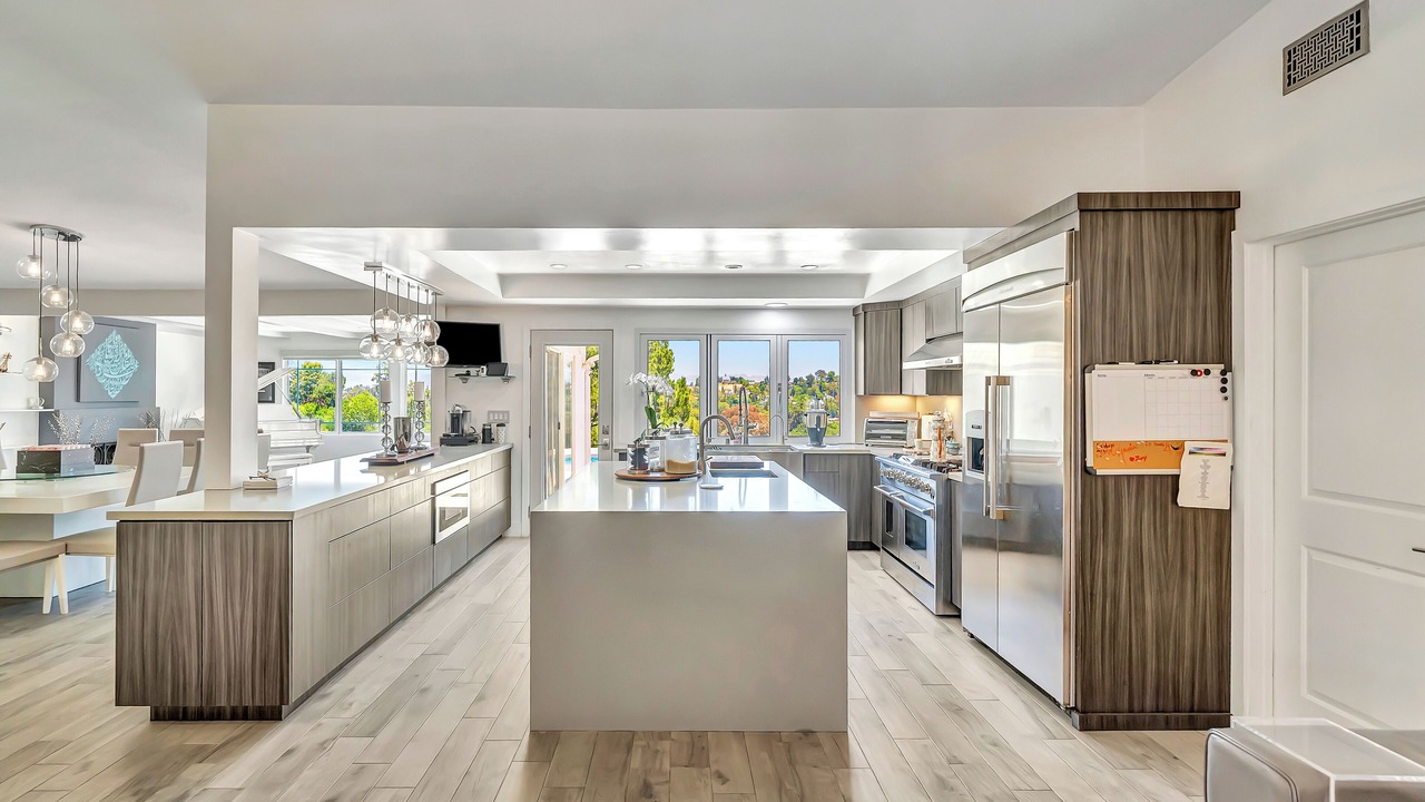 Photo of Kitchen in Woodland Hills