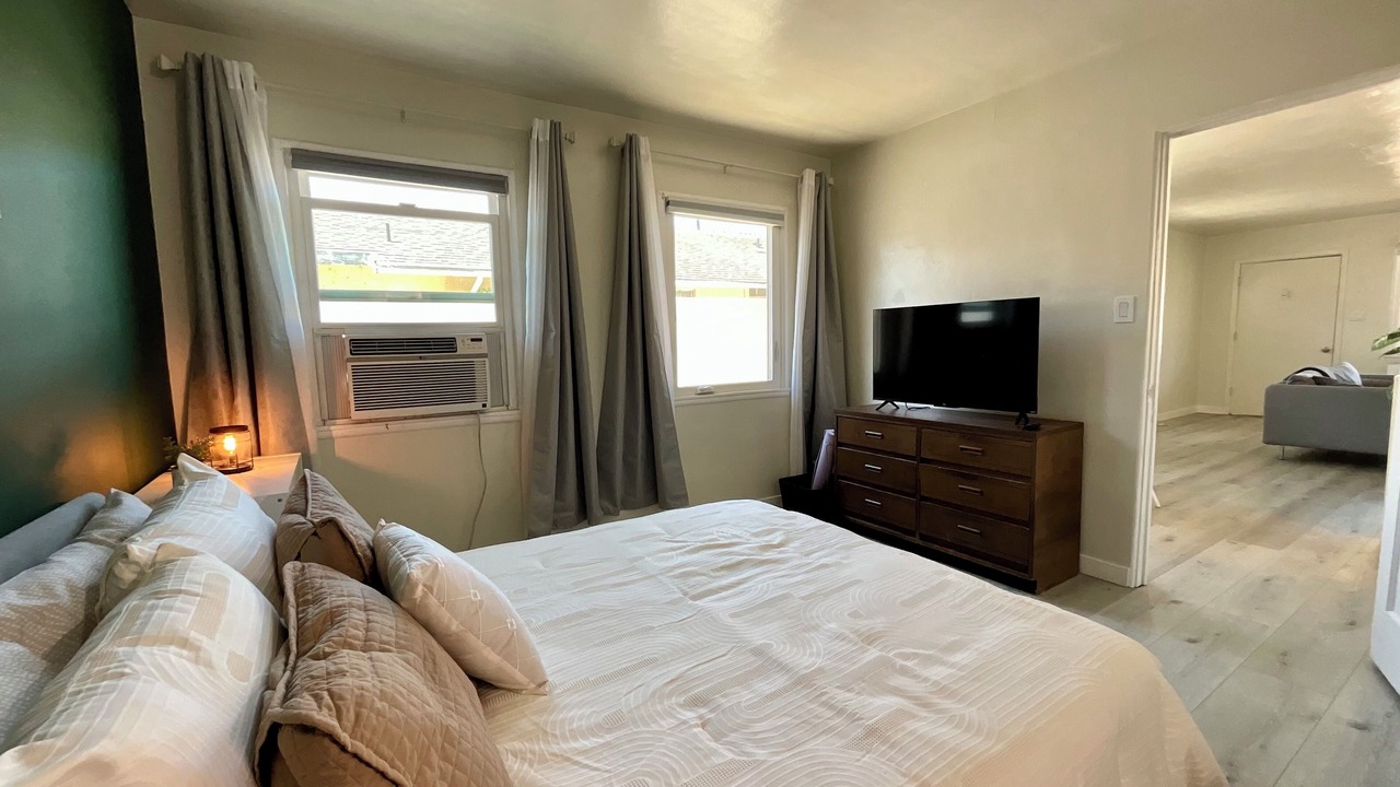 Photo of Bedroom in Somis