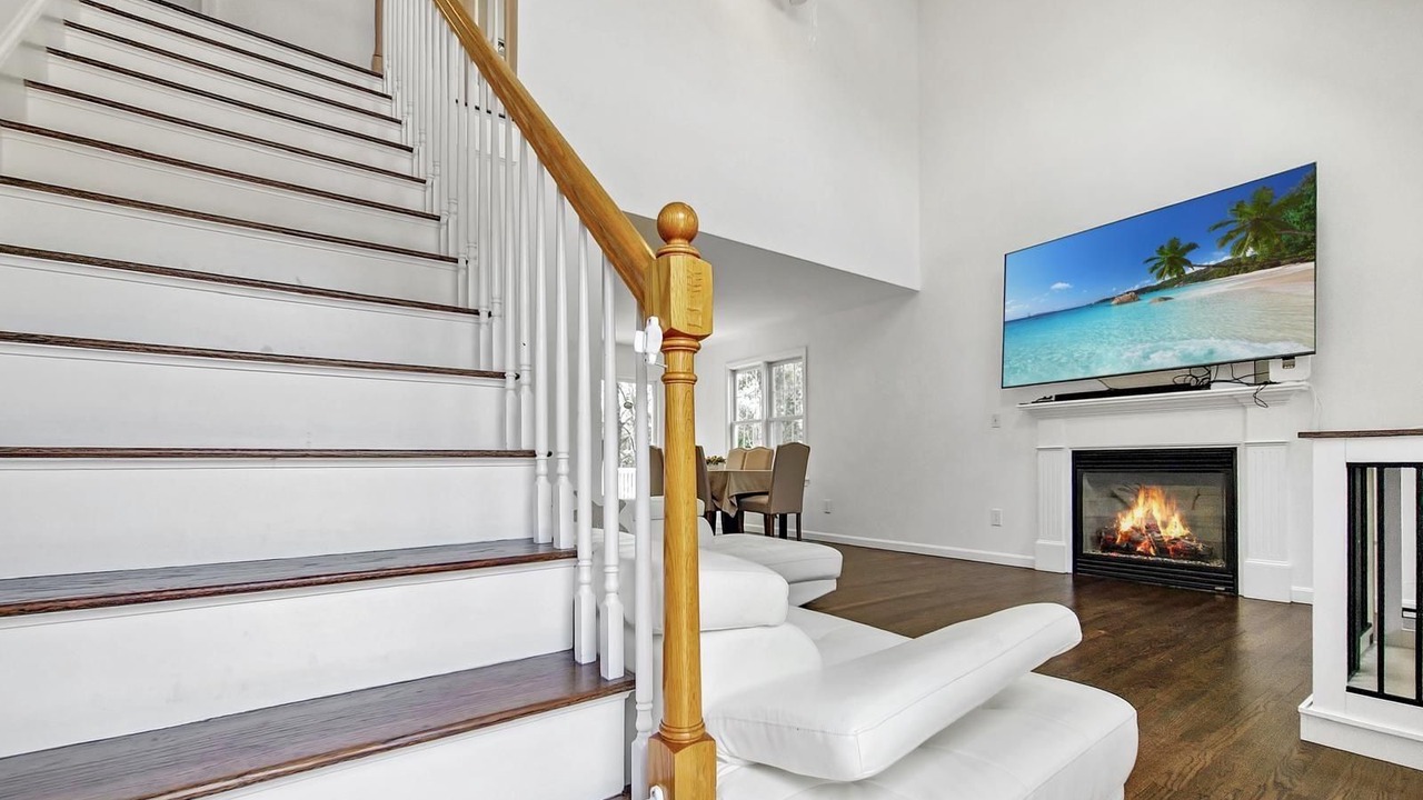 Photo of Livingroom in Centerville