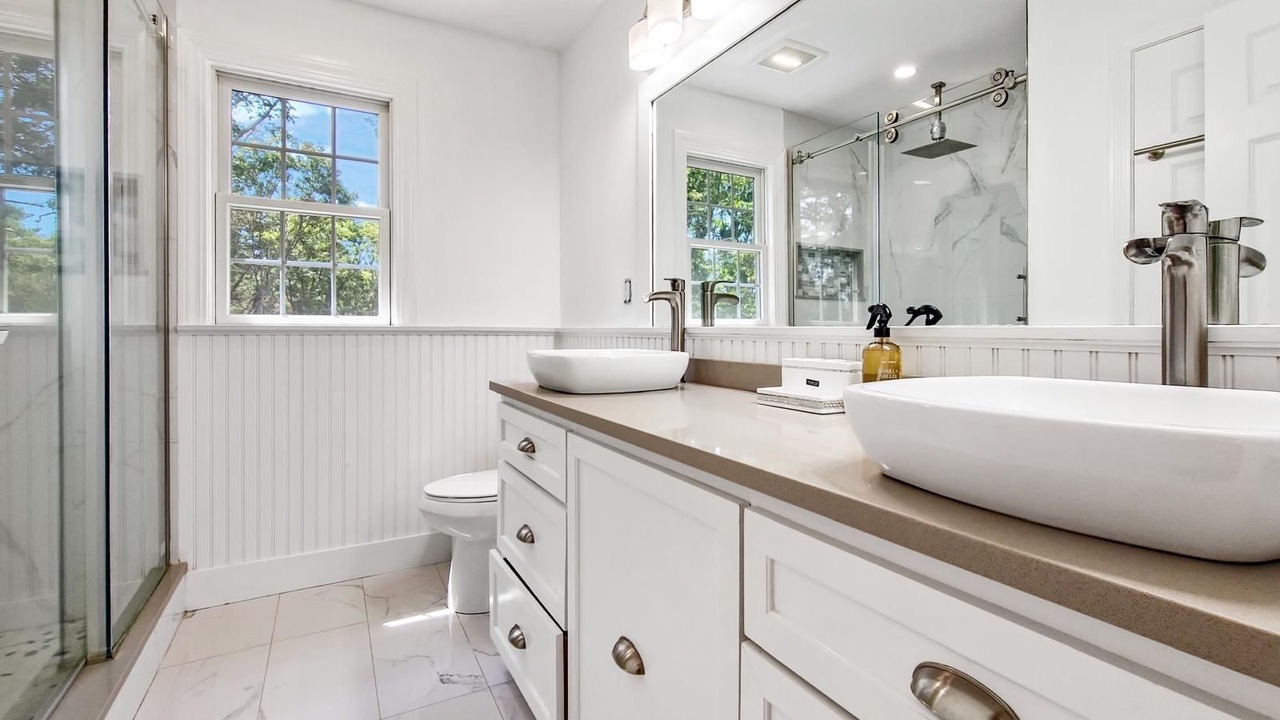Photo of Bathroom in Centerville