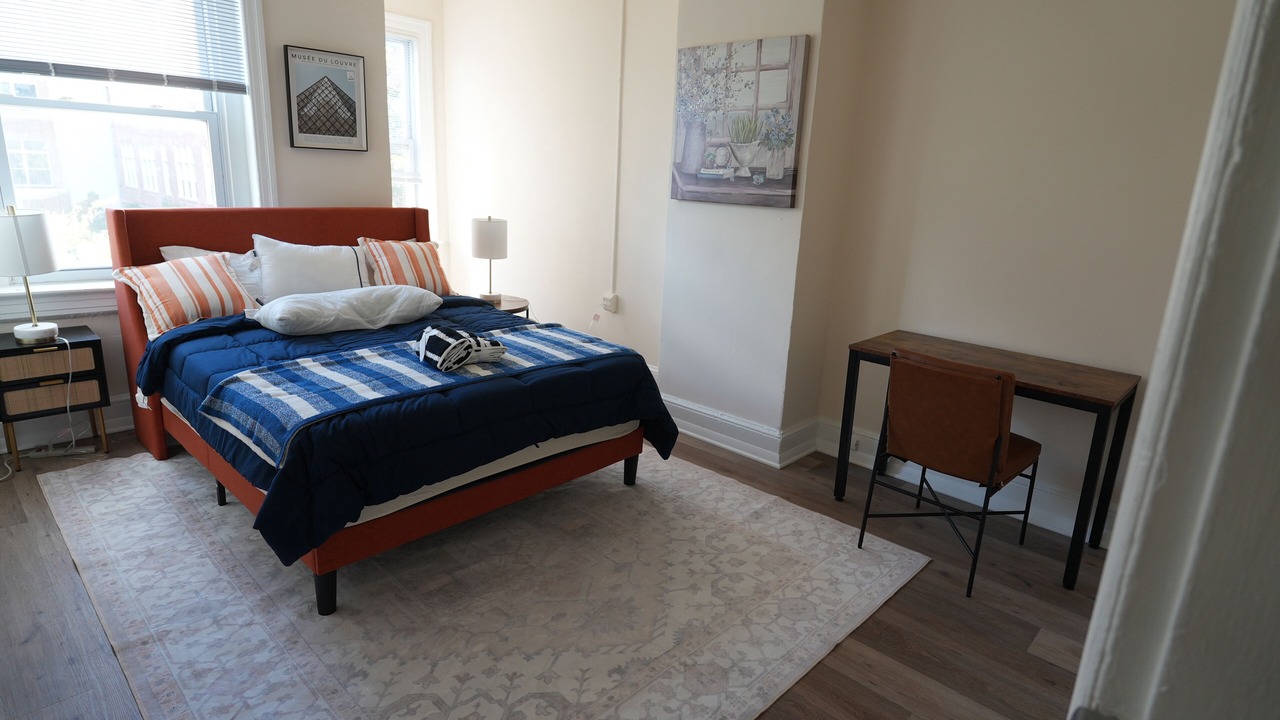 Photo of Bedroom in Truxton Circle