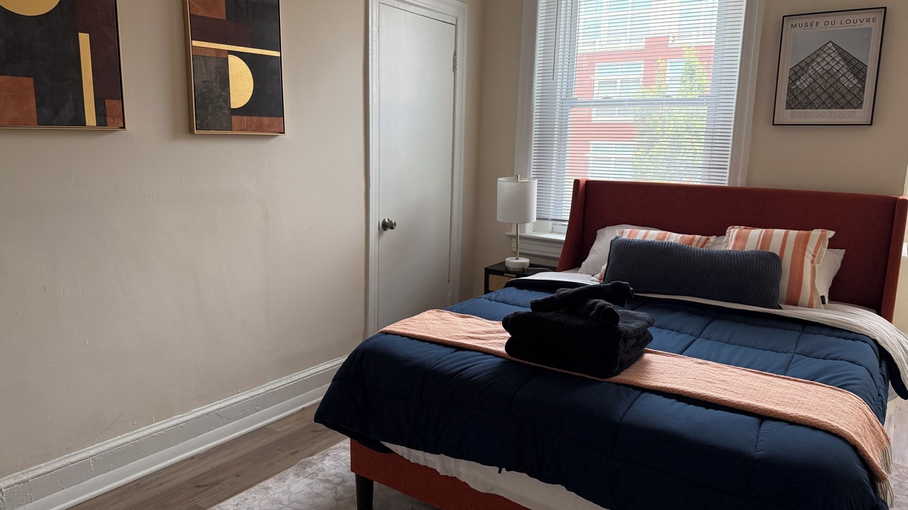Photo of Bedroom in Truxton Circle