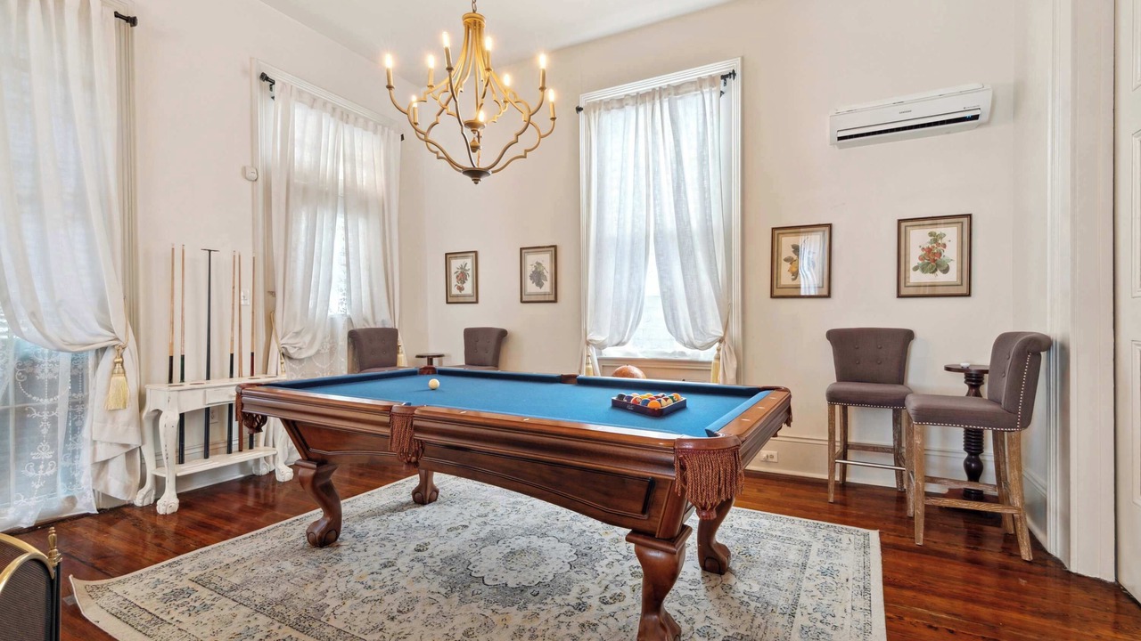 Photo of Bedroom in Lower Garden District