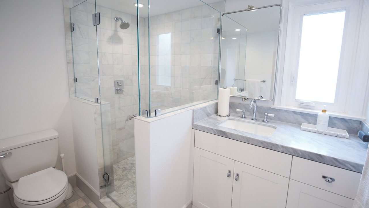 Photo of Bathroom in Faria Beach