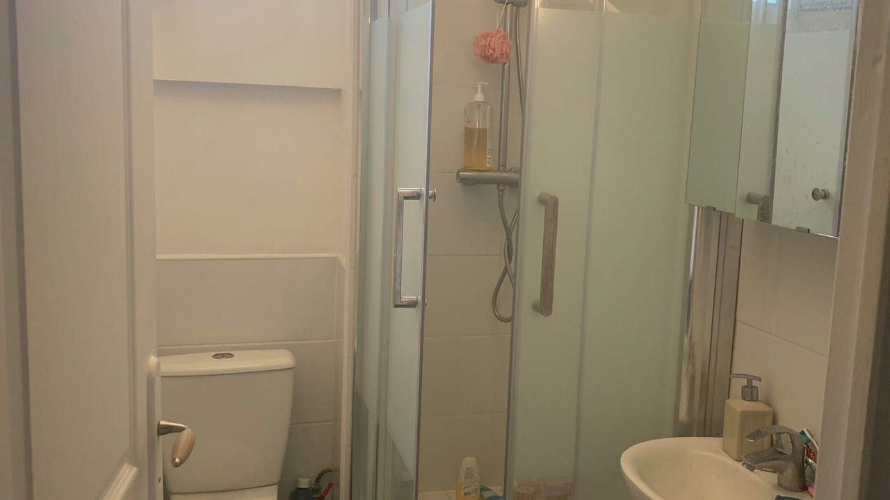 Photo of Bathroom in Vanves