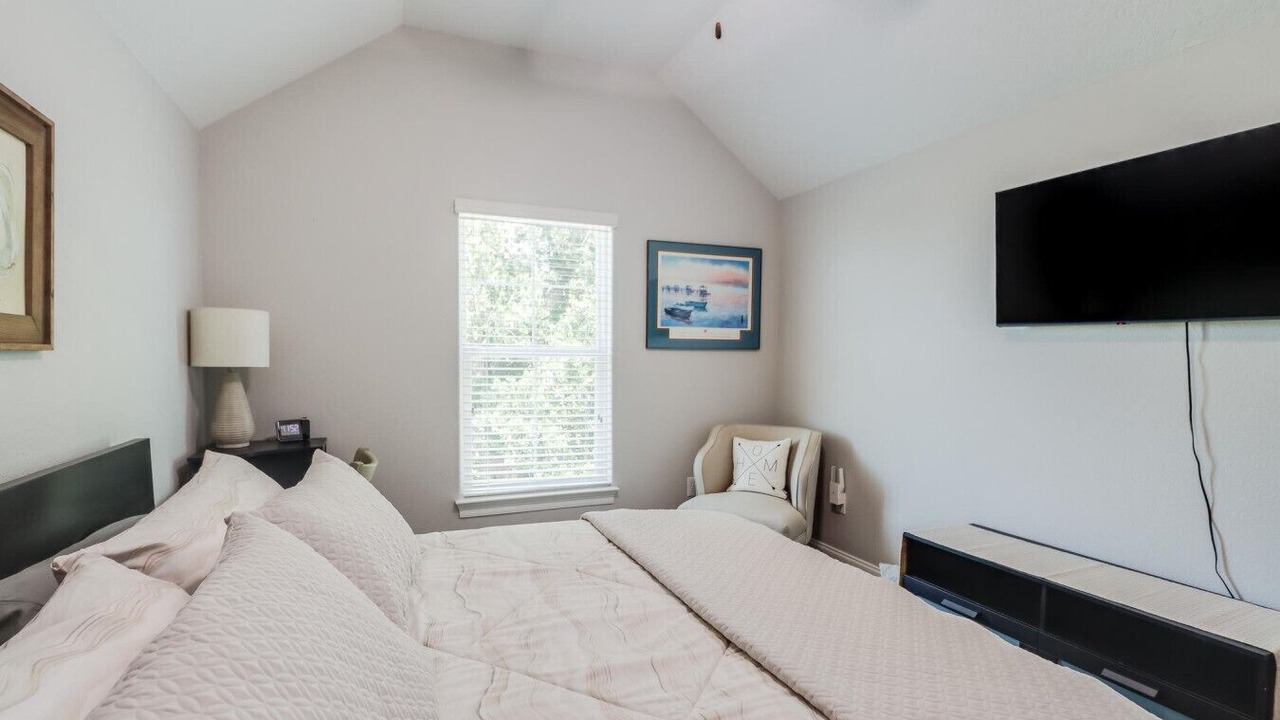 Photo of Bedroom in Pass Christian