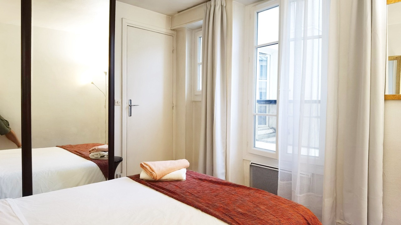 Photo of Bedroom in Notre-Dame-des-Champs