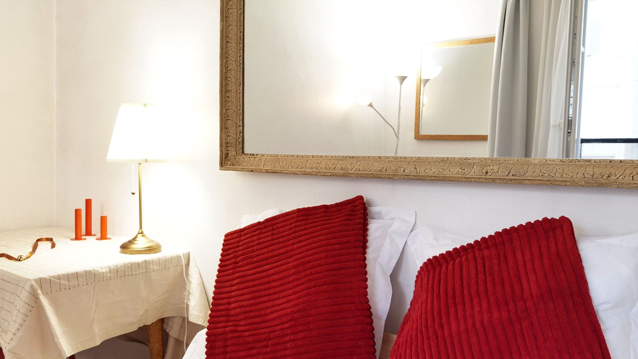 Photo of Bedroom in Notre-Dame-des-Champs