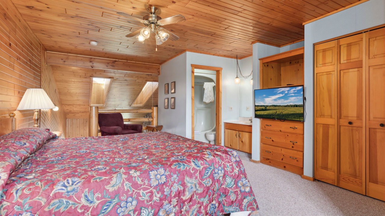 Photo of Bedroom in Breezy Point