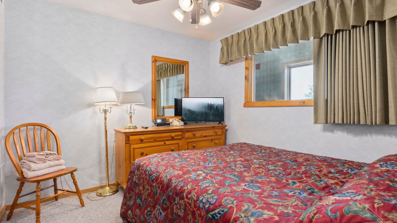 Photo of Bedroom in Breezy Point