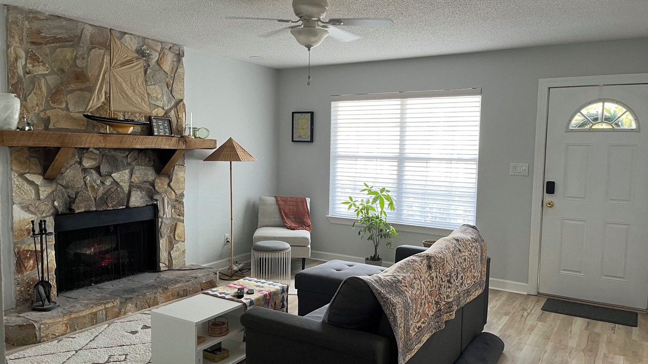 Photo of Livingroom in Pascagoula