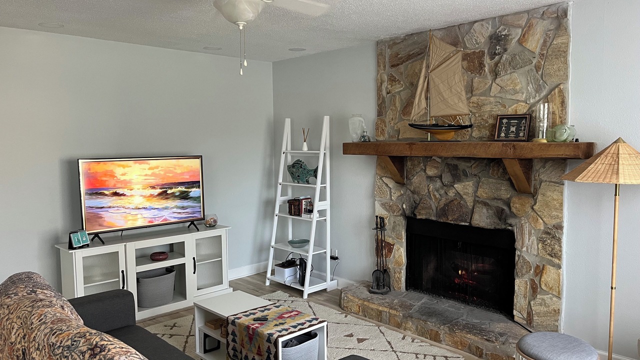 Photo of Livingroom in Pascagoula