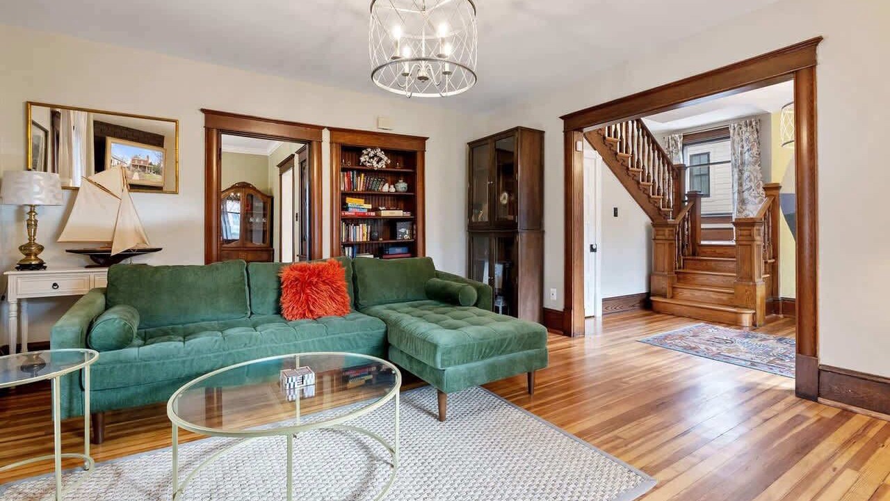 Photo of Livingroom in Harpers Ferry
