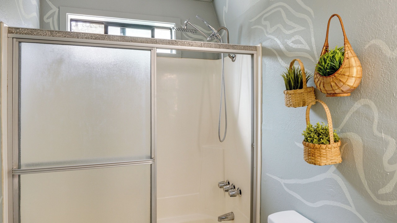 Photo of Bathroom in Pine Mountain Club