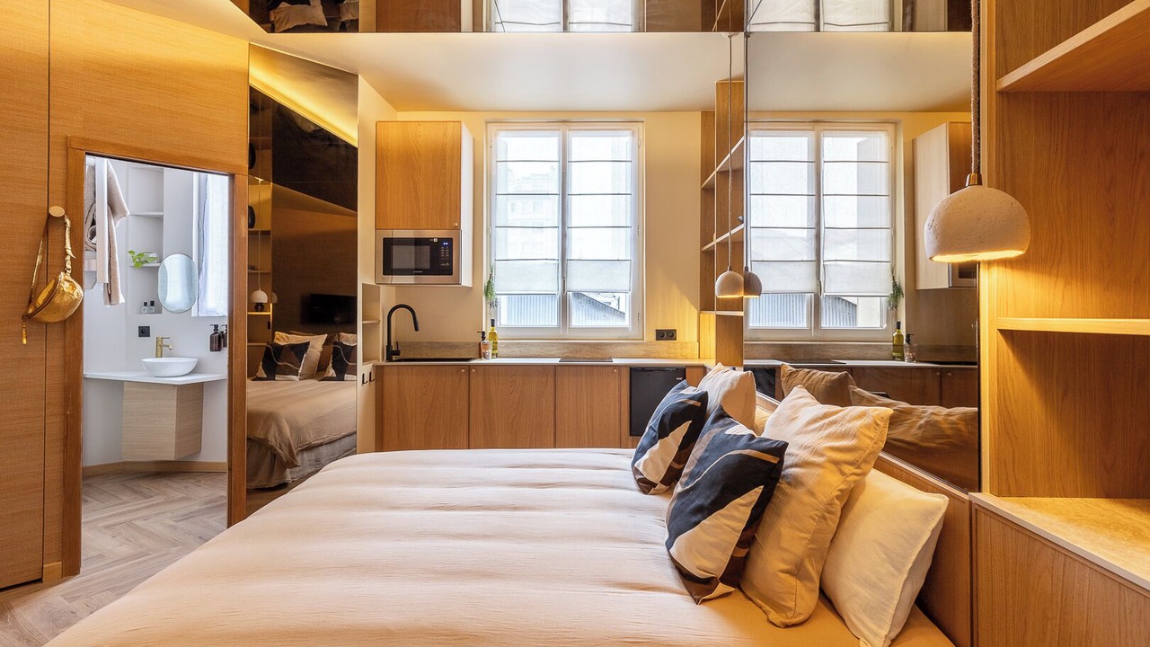 Photo of Bedroom in Saint-Ouen