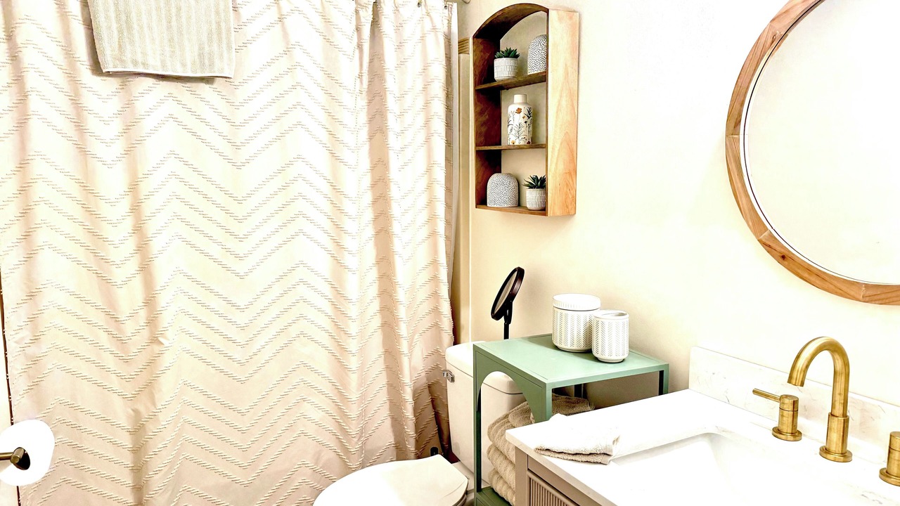 Photo of Bathroom in Ocean Springs