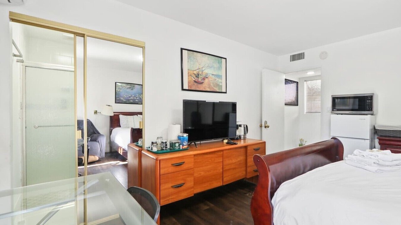 Photo of Bedroom in Azusa