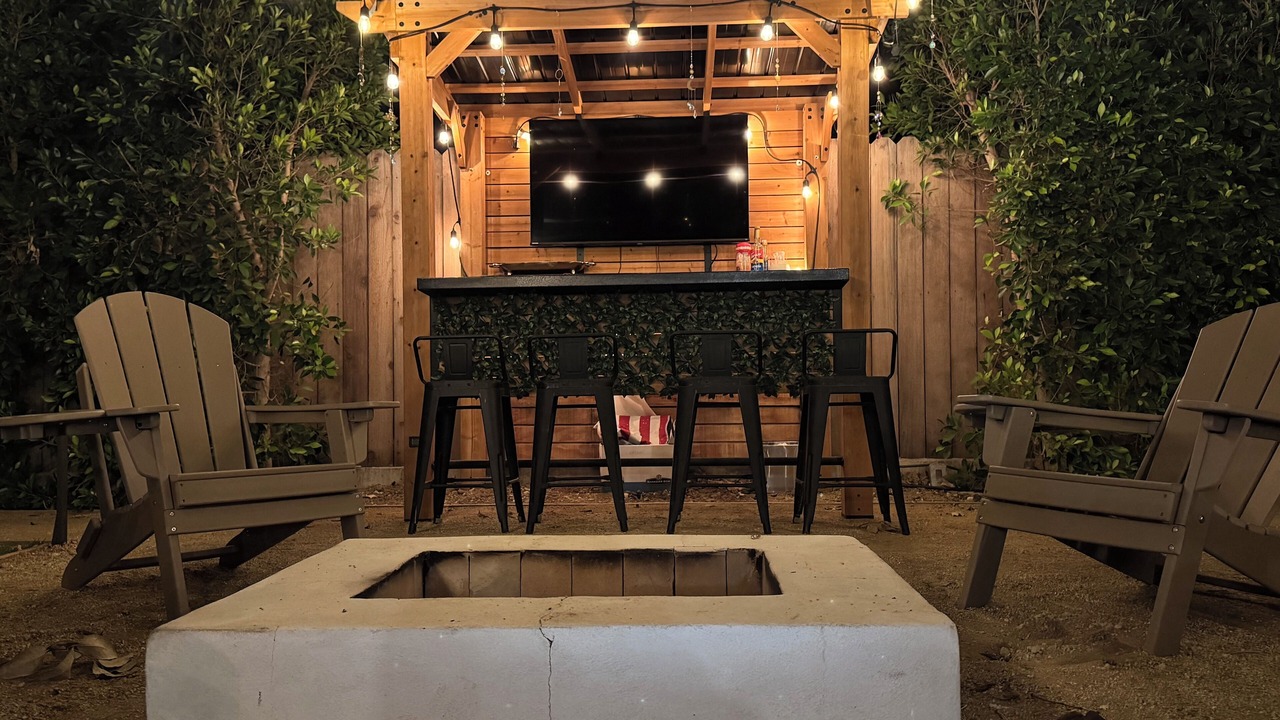 Photo of Patio Balcony in Thousand Oaks