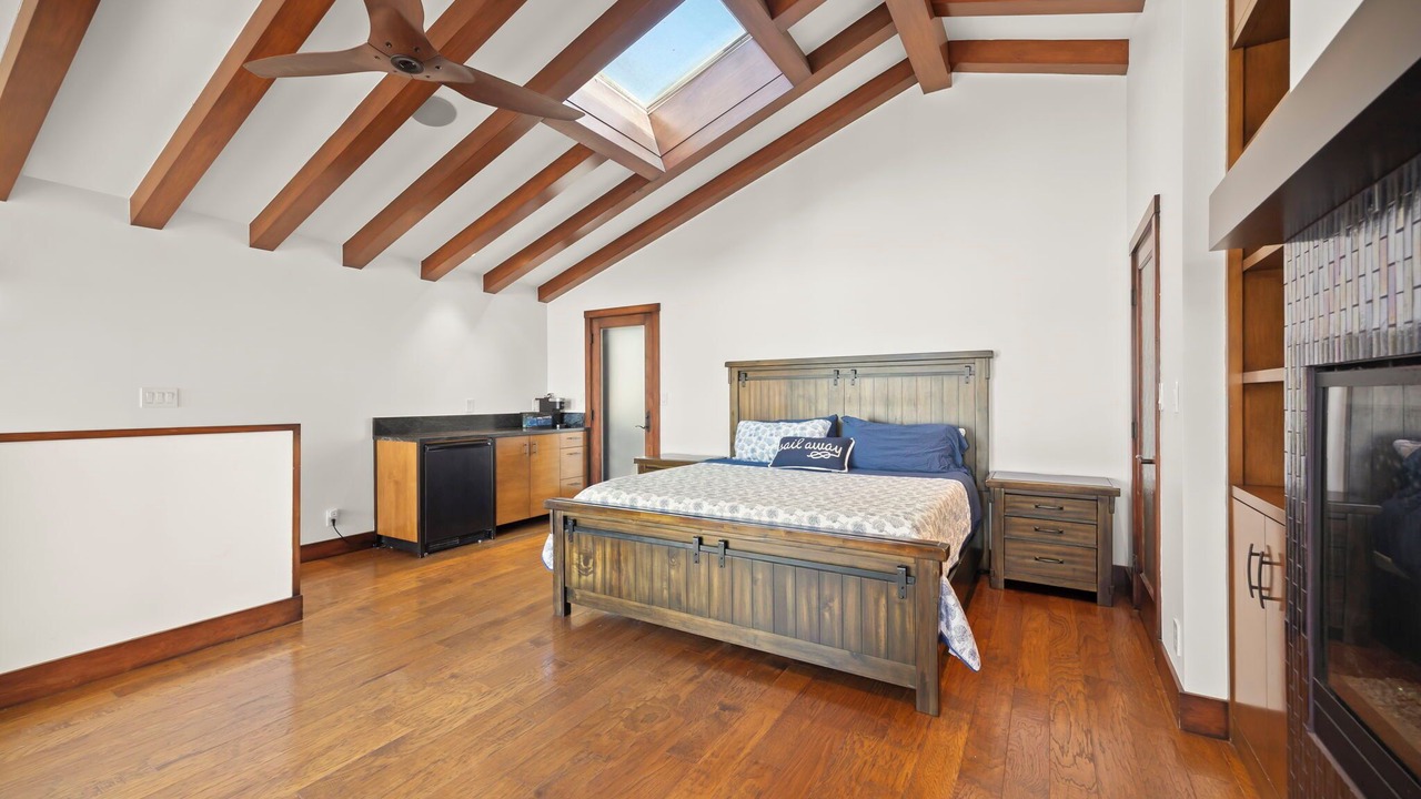 Photo of Bedroom in Hollywood