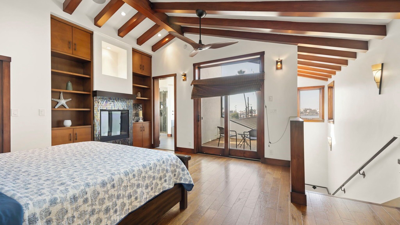 Photo of Bedroom in Hollywood