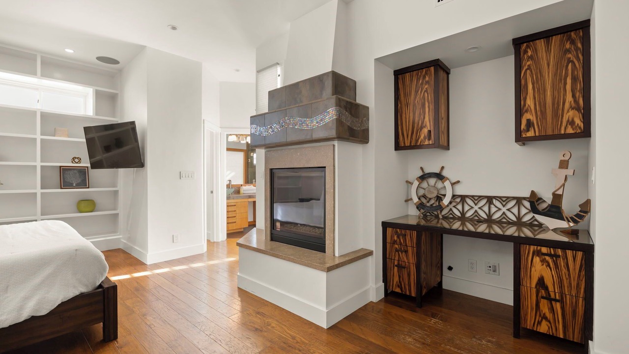 Photo of Bedroom in Hollywood