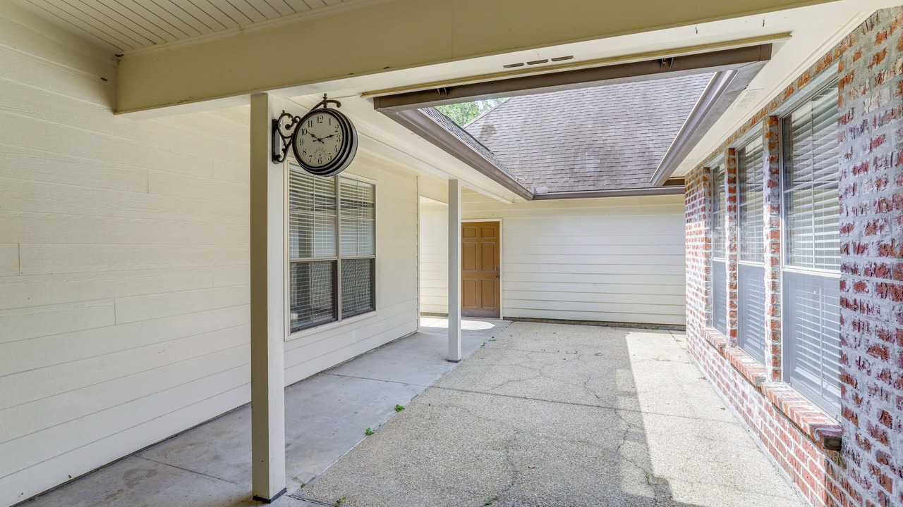 Photo of Outdoor in Prairieville