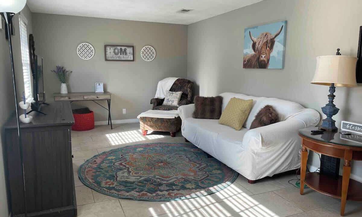 Photo of Livingroom in Pascagoula