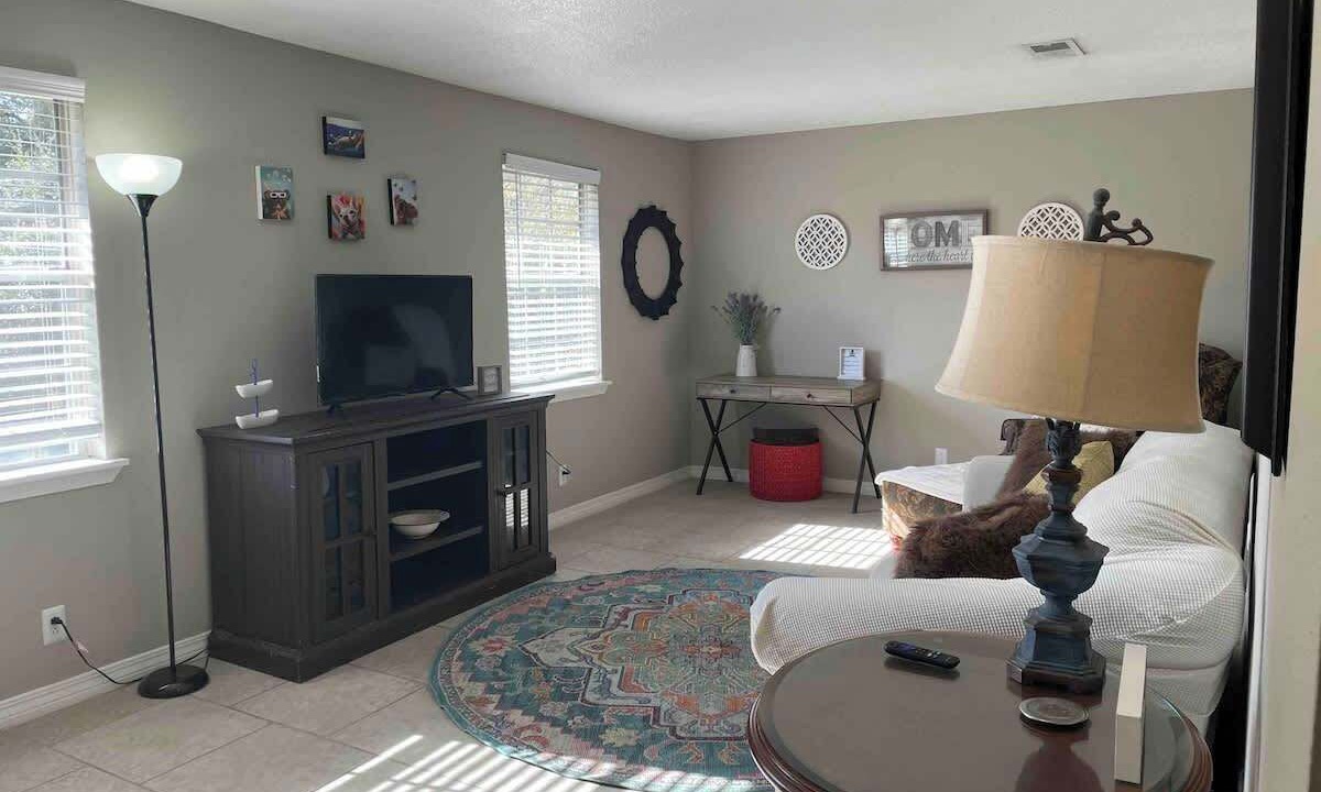 Photo of Livingroom in Pascagoula