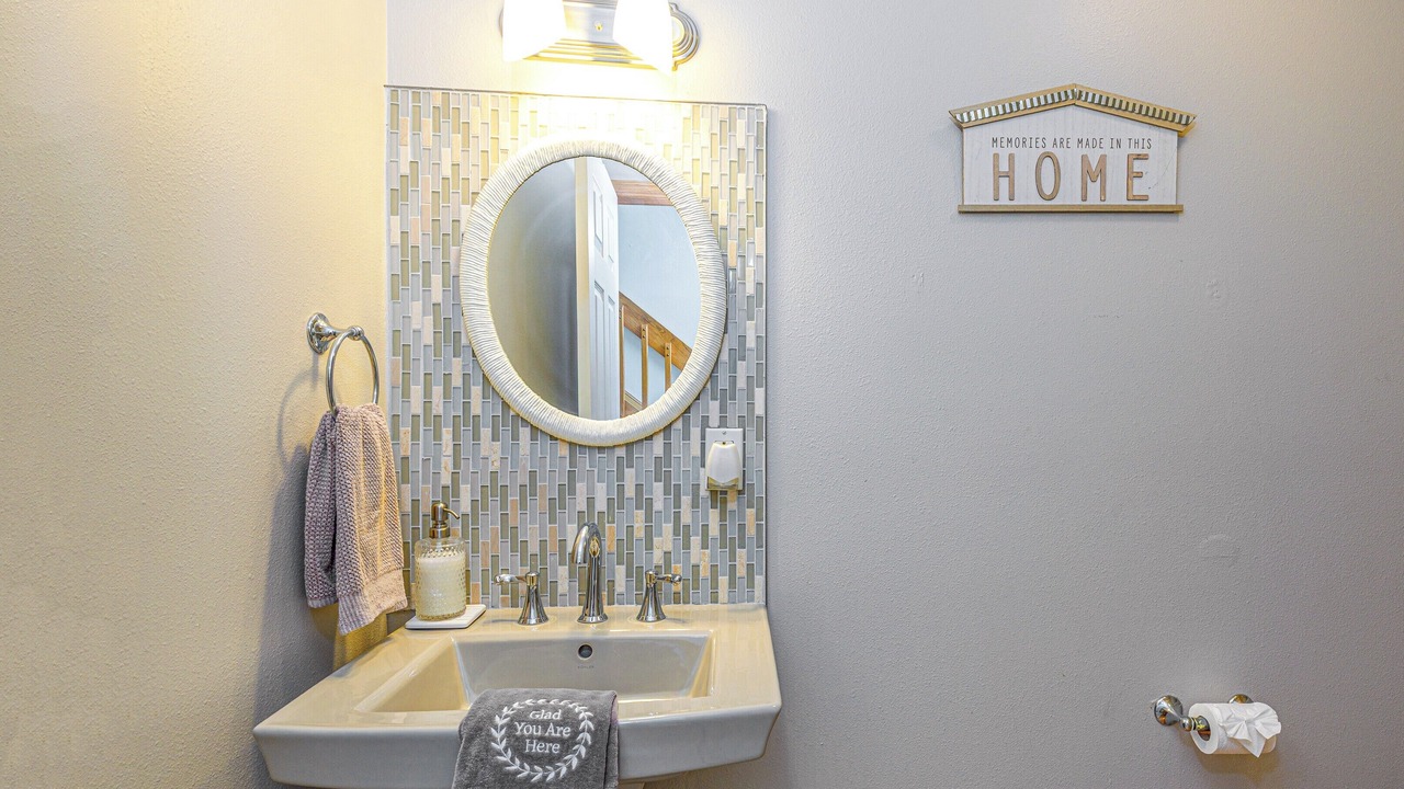 Photo of Bathroom in The Galena Territory