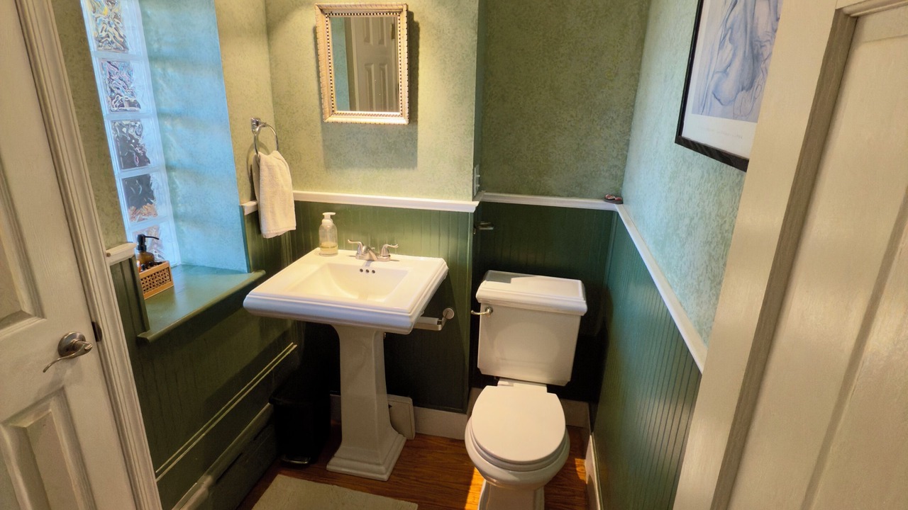 Photo of Bathroom in Capitol Hill