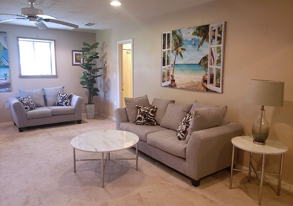 Photo of Livingroom in Long Beach