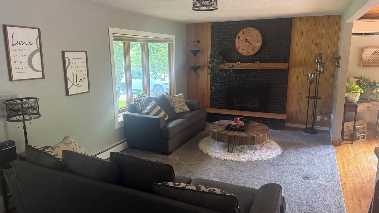 Photo of Livingroom in Duluth