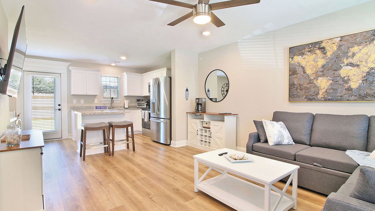 Photo of Livingroom in Biloxi